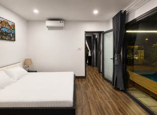 Phòng VIP Hướng Hồ Bơi